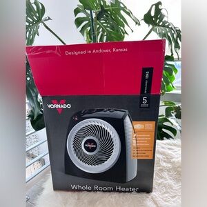 Space heater from Vornado Vortex VH10 model New in opened Box